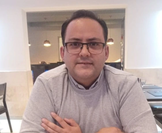 Guido Albarracín - Fundador de Kodevia, Desarrollador Backend Java/Spring Boot